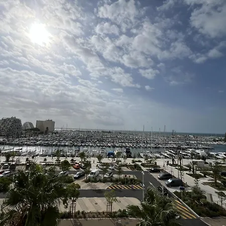 Sol-y-days Eden, Magnifique De Deux Chambres, En Duplex Face A La Et Au Port De Plaisance 아파트 라그랑모트