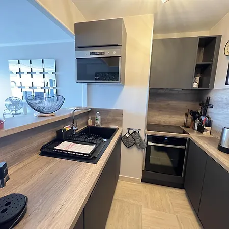 شقة Sol-y-days Eden, Magnifique De Deux Chambres, En Duplex Face A La Et Au Port De Plaisance لا غراند موت