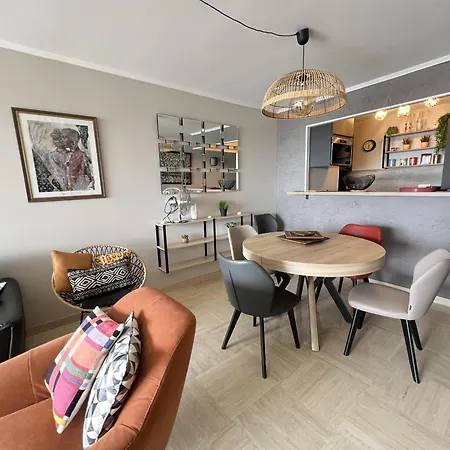 Sol-y-days Eden, Magnifique De Deux Chambres, En Duplex Face A La Et Au Port De Plaisance