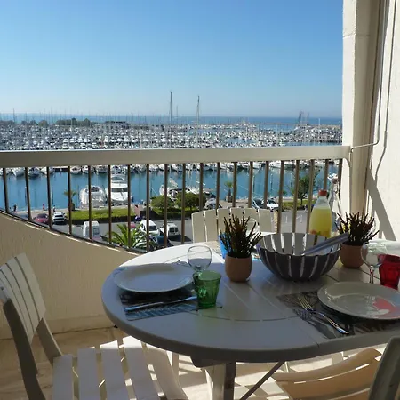 Sol-y-days Eden, Magnifique De Deux Chambres, En Duplex Face A La Et Au Port De Plaisance *